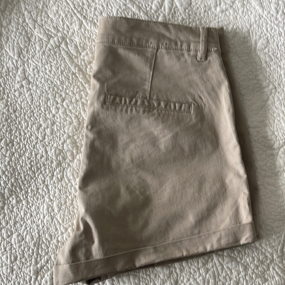 GARAGE Khaki Cargo Shorts - Picture 12 of 15